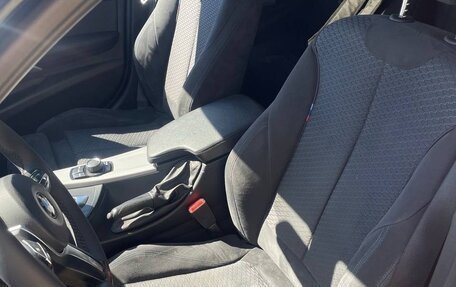 BMW 3 серия, 2017 год, 2 000 000 рублей, 9 фотография