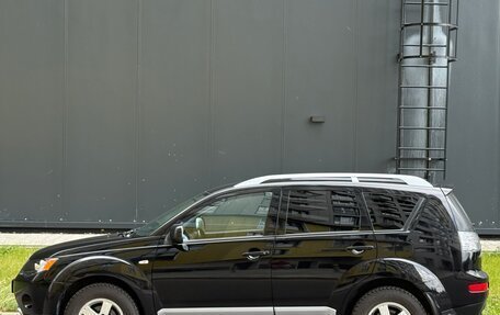 Mitsubishi Outlander III рестайлинг 3, 2007 год, 800 000 рублей, 3 фотография