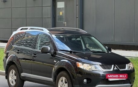 Mitsubishi Outlander III рестайлинг 3, 2007 год, 800 000 рублей, 7 фотография