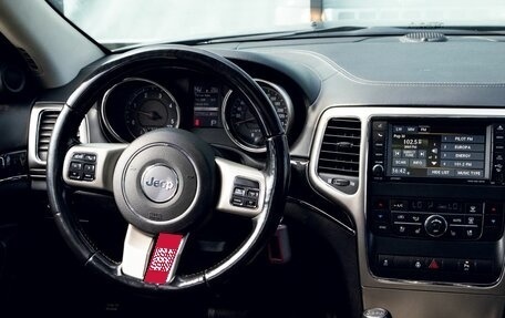 Jeep Grand Cherokee, 2011 год, 1 785 000 рублей, 20 фотография