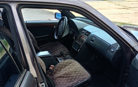 Mercedes-Benz C-Класс, 1995 год, 250 000 рублей, 5 фотография