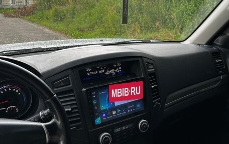 Mitsubishi Pajero IV, 2010 год, 2 250 000 рублей, 13 фотография