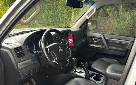 Mitsubishi Pajero IV, 2010 год, 2 250 000 рублей, 11 фотография