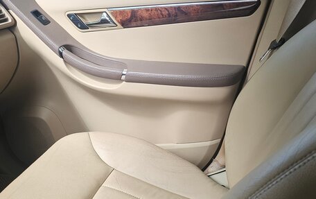 Mercedes-Benz R-Класс, 2008 год, 1 100 000 рублей, 22 фотография