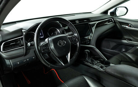 Toyota Camry, 2018 год, 2 749 000 рублей, 12 фотография