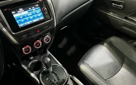Mitsubishi ASX I рестайлинг, 2013 год, 1 120 000 рублей, 23 фотография