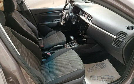 KIA Rio IV, 2018 год, 1 259 000 рублей, 16 фотография