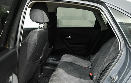 Volkswagen Polo VI (EU Market), 2013 год, 650 000 рублей, 10 фотография