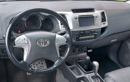 Toyota Hilux VII, 2012 год, 1 890 000 рублей, 9 фотография