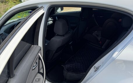 BMW 1 серия, 2010 год, 680 000 рублей, 9 фотография