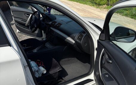 BMW 1 серия, 2010 год, 680 000 рублей, 12 фотография