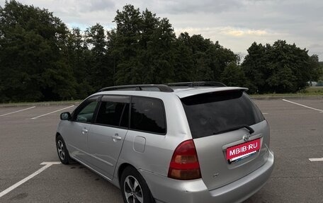 Toyota Corolla, 2003 год, 450 000 рублей, 4 фотография