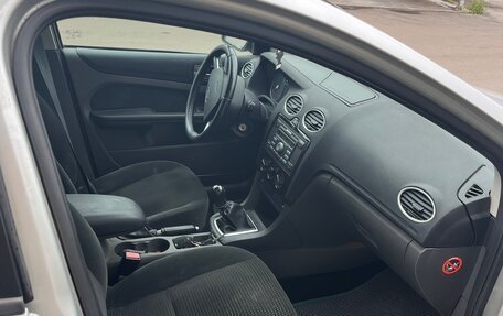 Ford Focus II рестайлинг, 2006 год, 320 000 рублей, 2 фотография