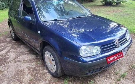 Volkswagen Golf IV, 2000 год, 290 000 рублей, 2 фотография