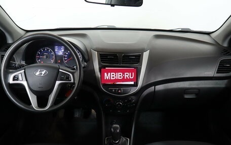 Hyundai Solaris II рестайлинг, 2015 год, 799 000 рублей, 9 фотография