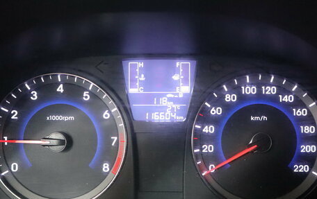 Hyundai Solaris II рестайлинг, 2015 год, 799 000 рублей, 17 фотография