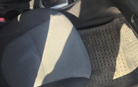 Hyundai Solaris II рестайлинг, 2012 год, 505 000 рублей, 15 фотография