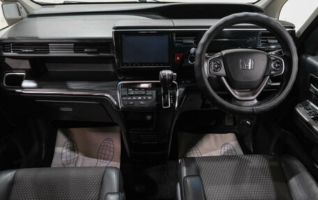 Honda Stepwgn IV, 2016 год, 1 799 000 рублей, 19 фотография