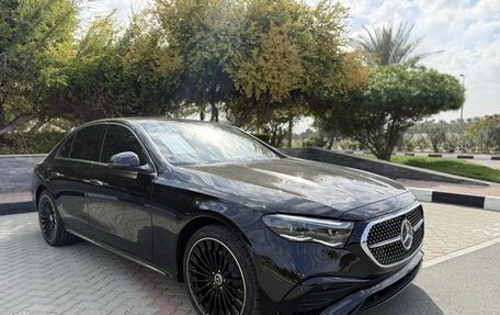 Mercedes-Benz E-Класс, 2024 год, 6 050 000 рублей, 1 фотография
