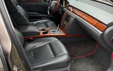 Volkswagen Phaeton I рестайлинг, 2006 год, 445 000 рублей, 18 фотография