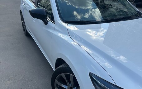 Mazda 6, 2015 год, 1 900 000 рублей, 3 фотография