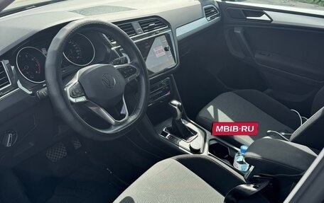 Volkswagen Tiguan II, 2021 год, 3 000 000 рублей, 15 фотография
