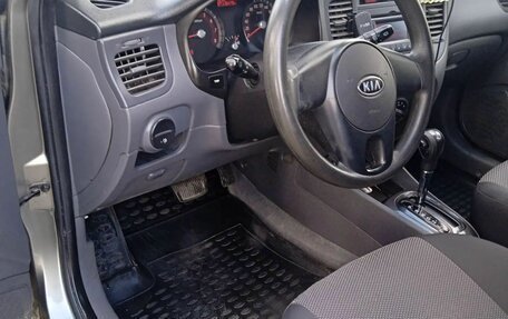 KIA Rio II, 2010 год, 650 000 рублей, 2 фотография