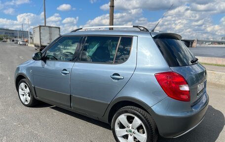 Skoda Fabia II, 2011 год, 650 000 рублей, 3 фотография
