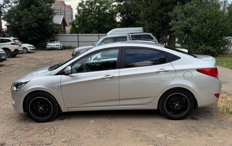 Hyundai Solaris II рестайлинг, 2015 год, 1 080 000 рублей, 3 фотография