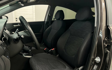 Renault Logan II, 2015 год, 599 000 рублей, 14 фотография