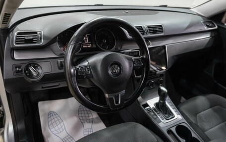 Volkswagen Passat B7, 2012 год, 849 000 рублей, 13 фотография