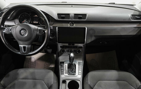 Volkswagen Passat B7, 2012 год, 849 000 рублей, 17 фотография