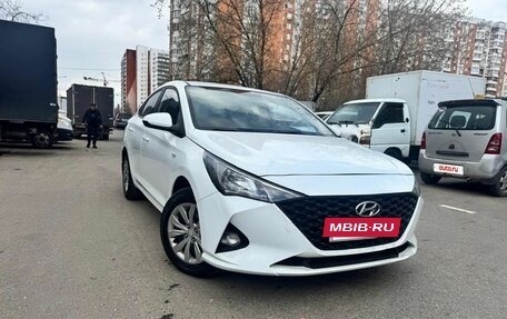 Hyundai Solaris II рестайлинг, 2020 год, 880 000 рублей, 9 фотография