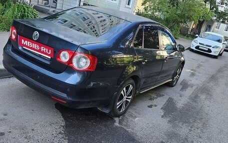 Volkswagen Jetta VI, 2010 год, 500 000 рублей, 2 фотография