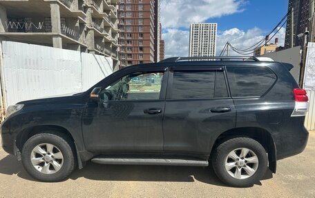 Toyota Land Cruiser Prado 150 рестайлинг 2, 2011 год, 2 250 000 рублей, 10 фотография