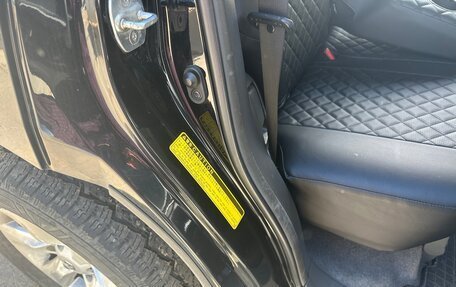 Toyota Land Cruiser Prado 150 рестайлинг 2, 2011 год, 2 250 000 рублей, 2 фотография