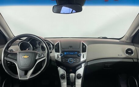 Chevrolet Cruze II, 2015 год, 879 000 рублей, 10 фотография