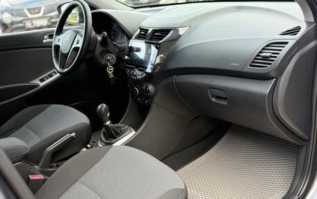 Hyundai Solaris II рестайлинг, 2011 год, 575 000 рублей, 12 фотография