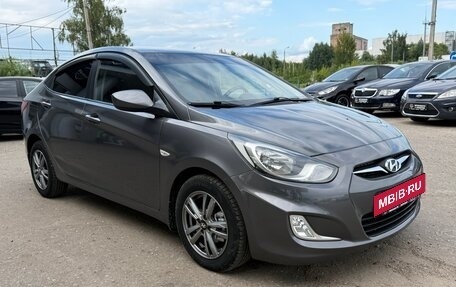 Hyundai Solaris II рестайлинг, 2011 год, 575 000 рублей, 4 фотография