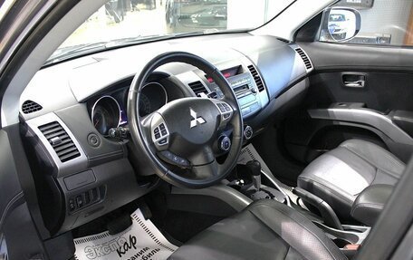 Mitsubishi Outlander III рестайлинг 3, 2010 год, 875 000 рублей, 9 фотография
