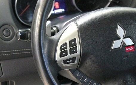 Mitsubishi Outlander III рестайлинг 3, 2010 год, 875 000 рублей, 13 фотография