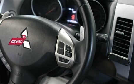 Mitsubishi Outlander III рестайлинг 3, 2010 год, 875 000 рублей, 14 фотография