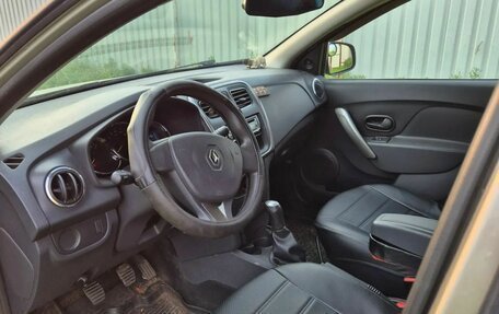 Renault Logan II, 2016 год, 570 000 рублей, 8 фотография