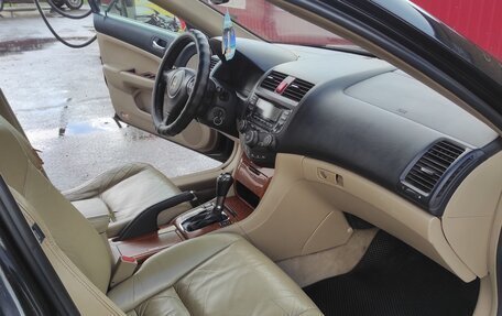 Honda Accord VII рестайлинг, 2007 год, 800 000 рублей, 20 фотография