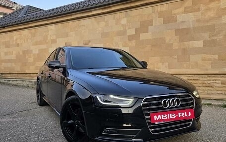 Audi A4, 2012 год, 1 180 000 рублей, 3 фотография