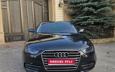 Audi A4, 2012 год, 1 180 000 рублей, 4 фотография
