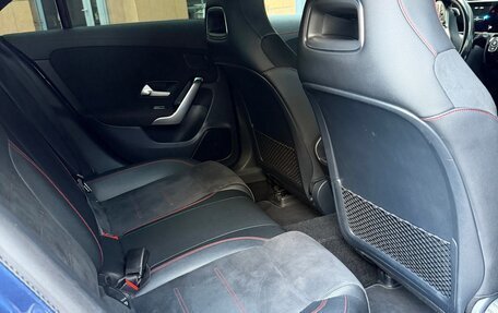 Mercedes-Benz CLA, 2020 год, 2 990 000 рублей, 10 фотография