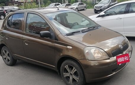 Toyota Yaris I рестайлинг, 2001 год, 350 000 рублей, 2 фотография