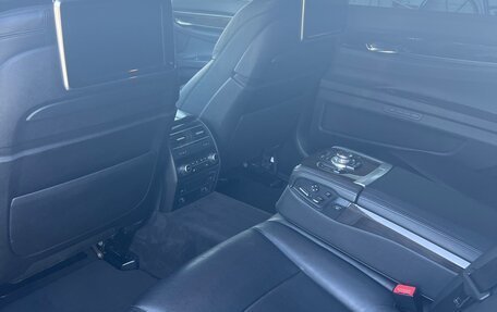 BMW 7 серия, 2013 год, 1 800 000 рублей, 17 фотография