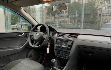 Skoda Rapid I, 2017 год, 996 000 рублей, 9 фотография